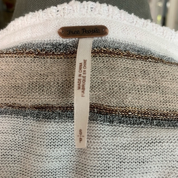 Women’s Pullover FREE PEOPLE Love Me Too Dolma Knit Sweater Drop Shoulder Top - Picture 6 of 7